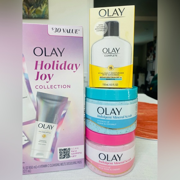 Olay bundle - Picture 3 of 3